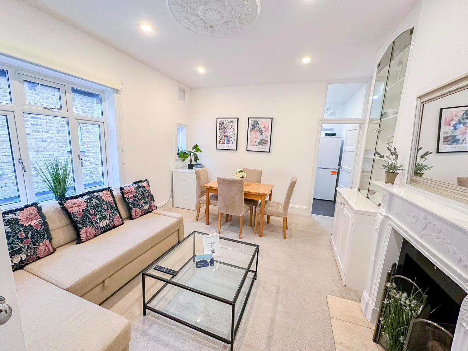 Lovely 3 Bedroom Maisonette With Private Roof Terrace In Hammersmith London Exterior photo