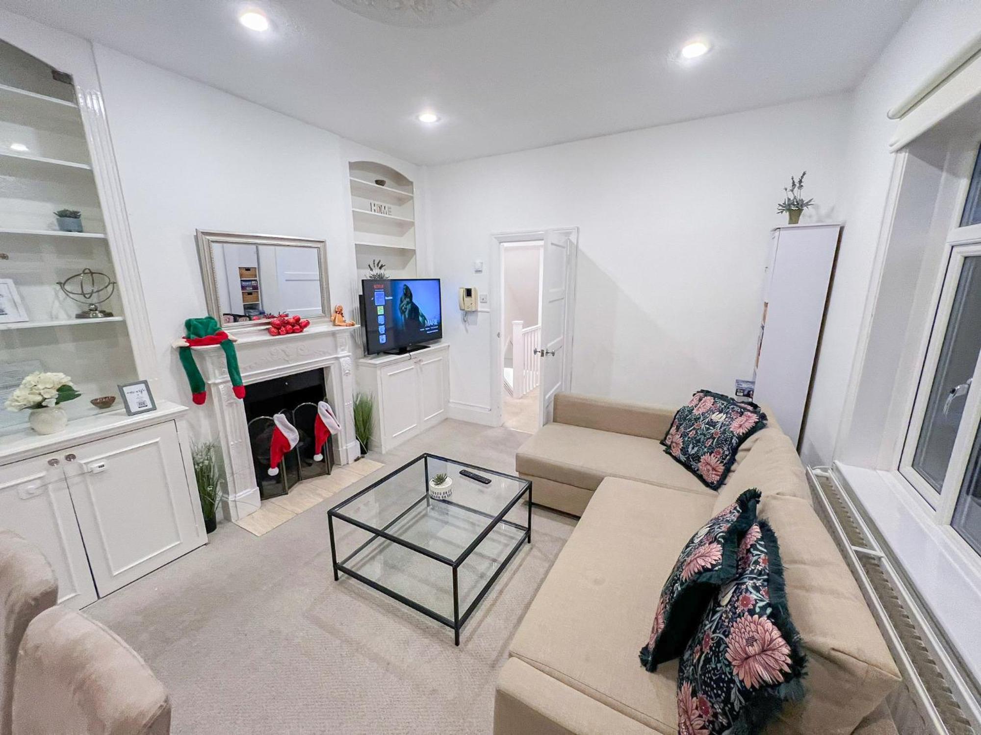 Lovely 3 Bedroom Maisonette With Private Roof Terrace In Hammersmith London Exterior photo